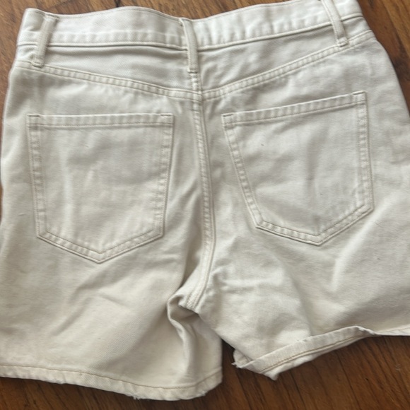 These are a pair of shorts from express - Picture 6 of 7